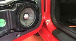 Read more about the article Why Car Speakers Cut Out At Low Volume?