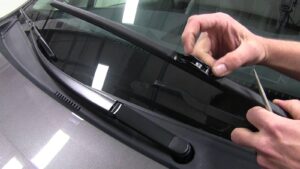 Read more about the article How To Stop Windscreen Wipers Juddering?
