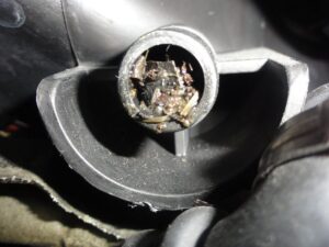 Read more about the article How To Unclog AC Drain In Car? [Very Easy]
