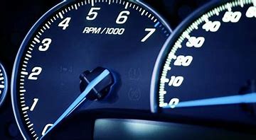 You are currently viewing How To Fix RPM Fluctuation While Driving [5 Ways]