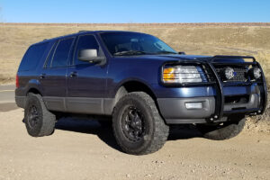 Read more about the article 10 Best Lift Kits For Ford Expedition | Reviews