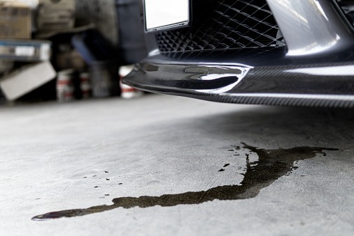 You are currently viewing Is Your Car Leaking Antifreeze When Parked? [Causes & Fixes]