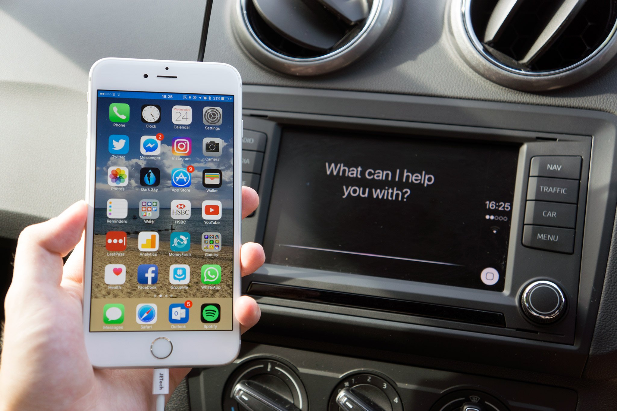 You are currently viewing How To Enable Siri For CarPlay: Your Ultimate Guide!
