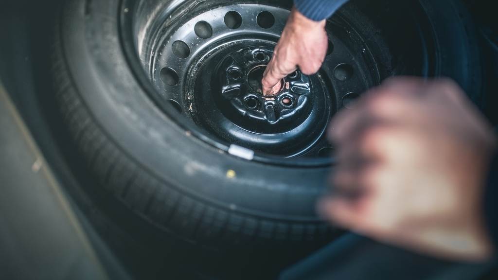 You are currently viewing Why Do Spare Tires Have Higher PSI In A Car? (Explained)