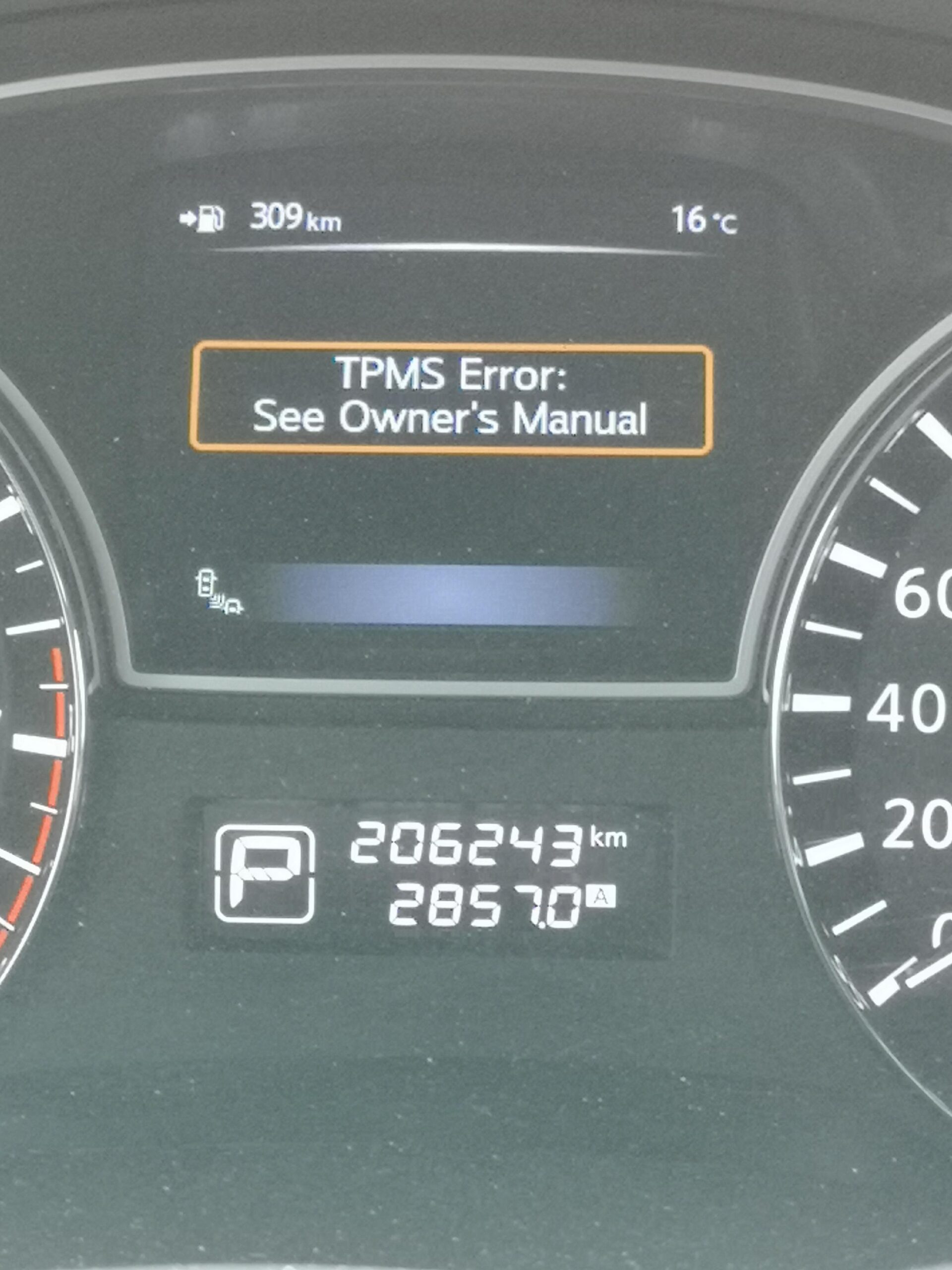 You are currently viewing TPMS Error On Nissan Altima 2013: Causes & Solutions